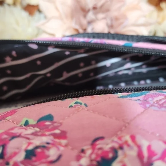 BETSEY JOHNSON LUV BETSEY JOHNSON WEEKENDER - Picture 6 of 6